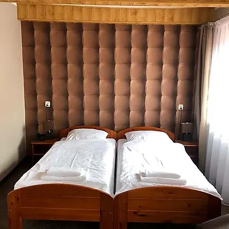 Krystyna Hotel Szczytno (Warmian-Masurian)